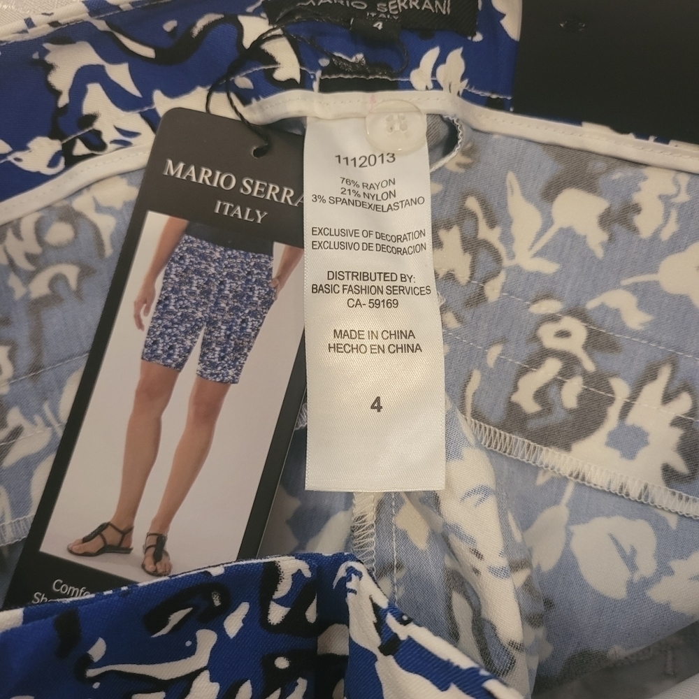 Mario Serrani Italy Women Stretch Short Size 4 in Royal Print - Picture 4 of 5